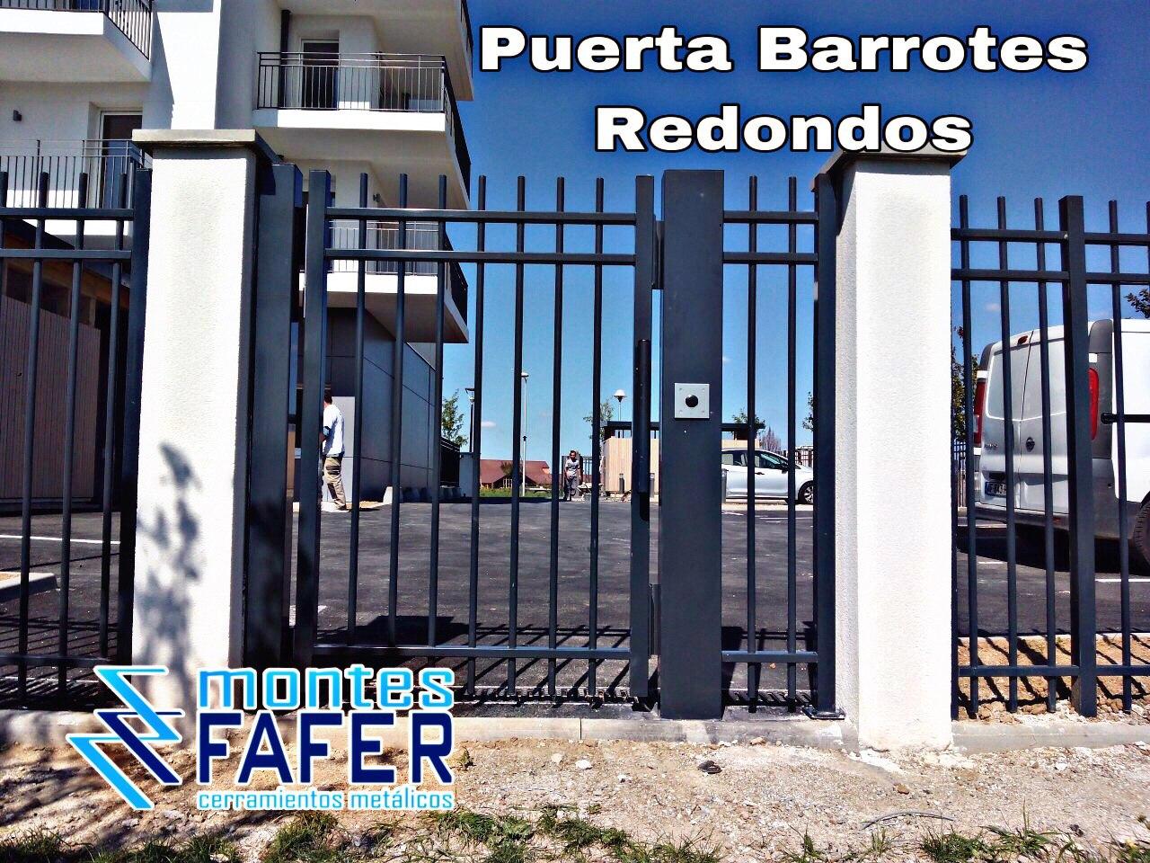 Puerta de forja barrotes redondos MontesFafer